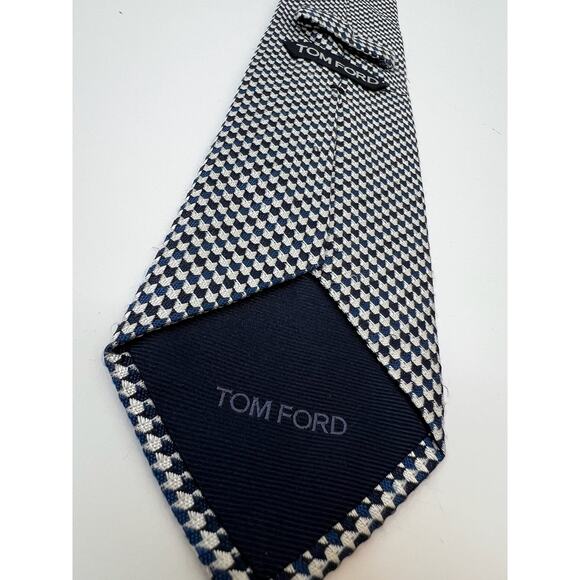 Tom Ford Blue Patterned Silk Tie - Picture 5 of 5